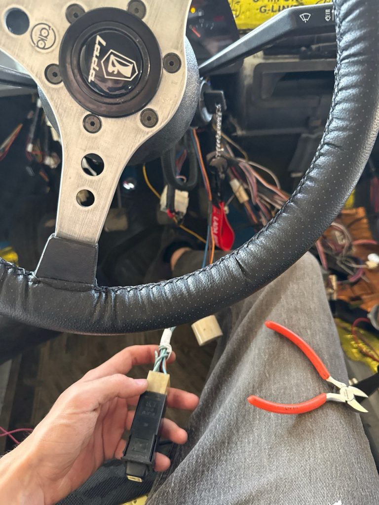 photo_3_2025-09-16_00-41-36